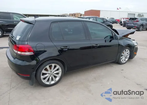 2013 Volkswagen Golf 2.0L Tdi 4-Door z USA, uszkodzony, nr VIN WVWDM7AJ7DW137879